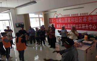 黃渠橋社區(qū)迎來“幸福頤享”養(yǎng)老大集，定制化服務(wù)點(diǎn)亮銀齡生活